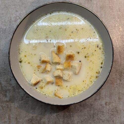 уха из тунца